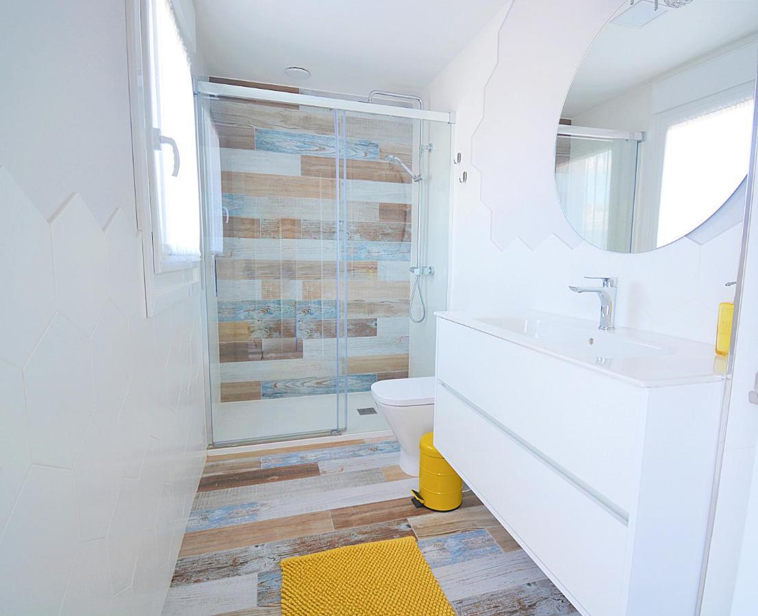 Galihost - Apartamentos Mamuela Ribadumia Luaran gambar