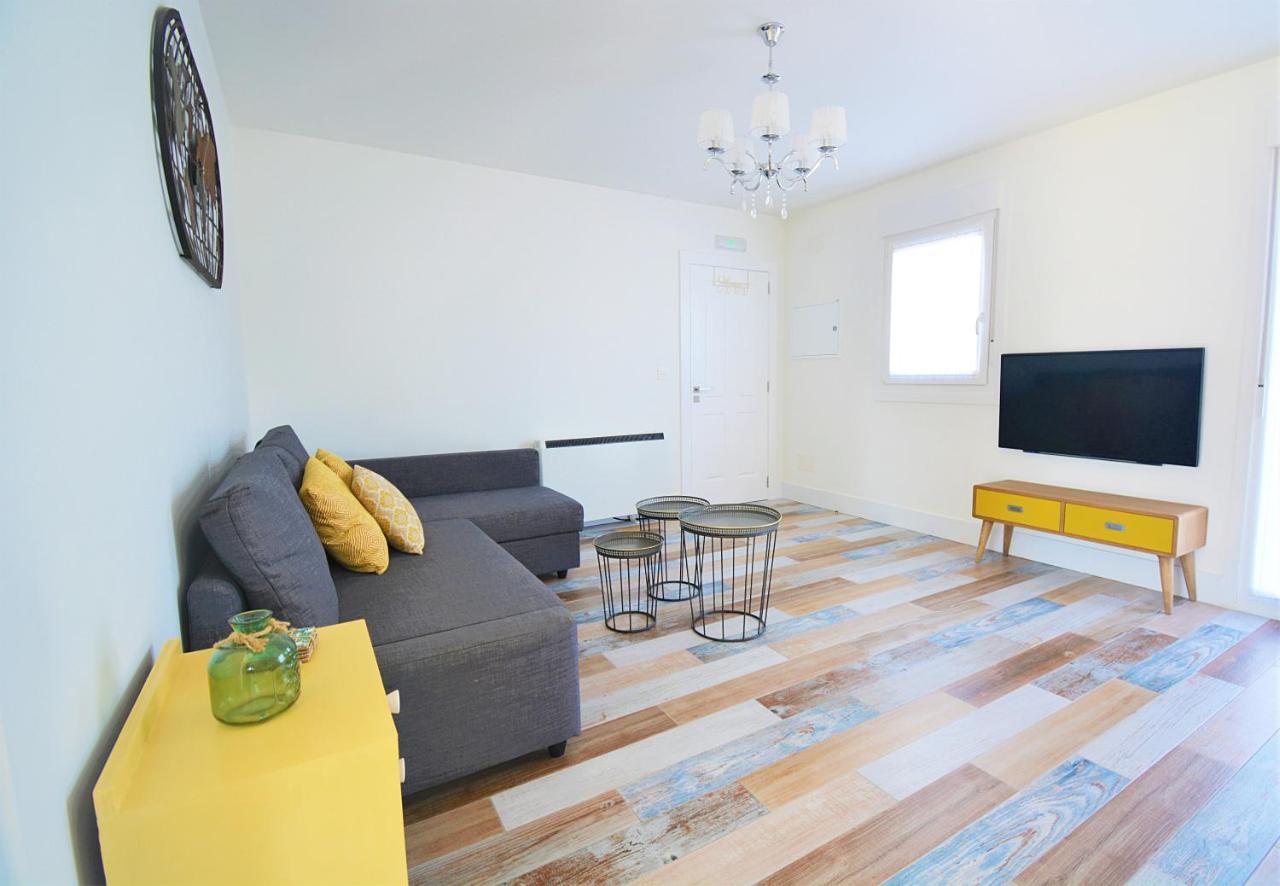 Galihost - Apartamentos Mamuela Ribadumia Luaran gambar