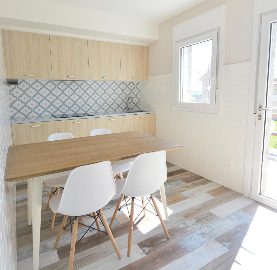 Galihost - Apartamentos Mamuela Ribadumia Luaran gambar
